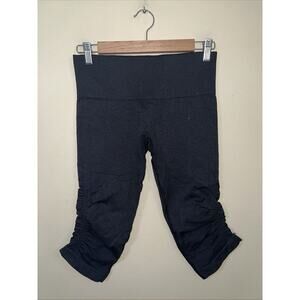 Lululemon In the Flow Crop Legging Women's 6 Gray Woven Scrunch Capri